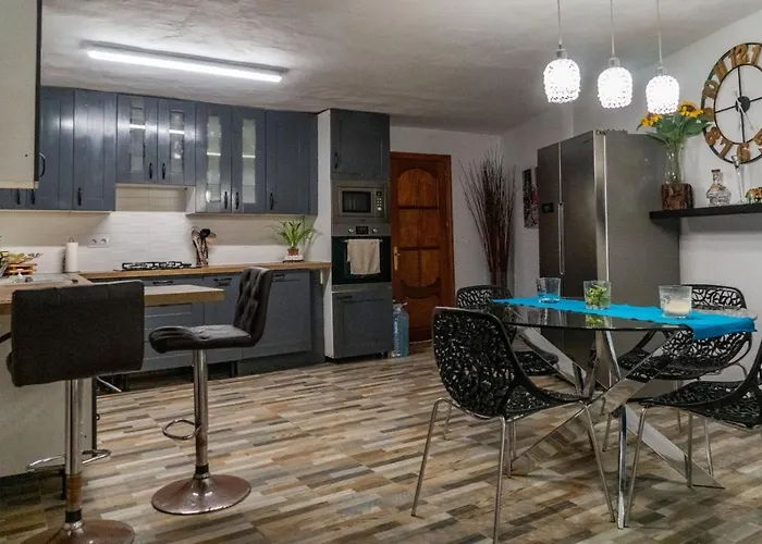 Casa Lola Дом отдыха Лос-Реалехос